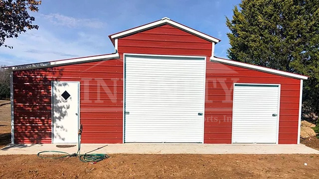 metal barn - red